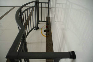 弯弧锌钢阳台护栏